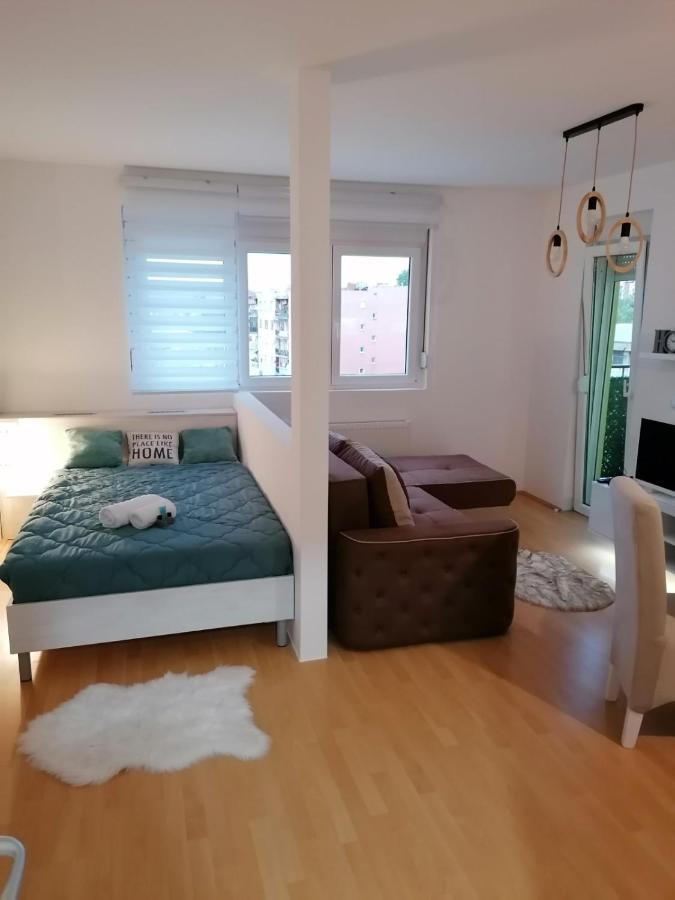 Emili Apartman 야고디나 외부 사진
